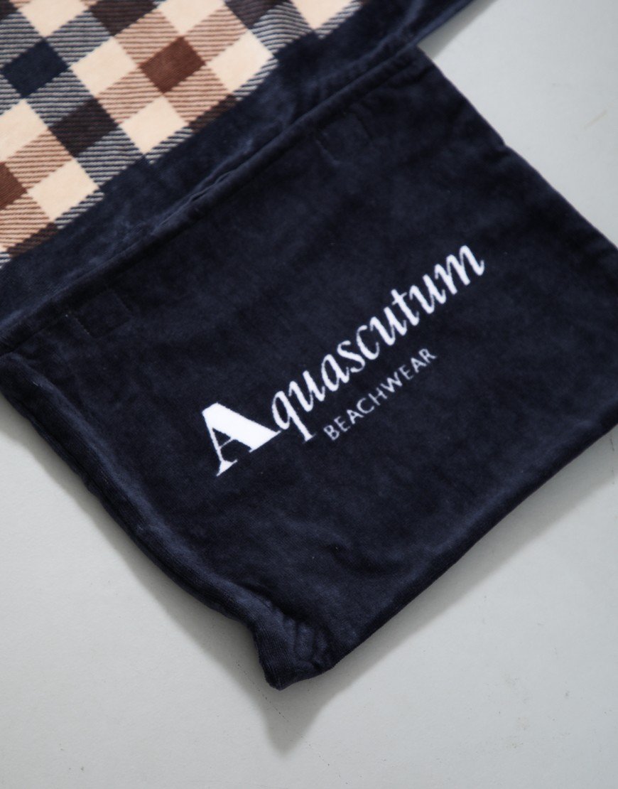 Aquascutum Iconic Beach Towel Club Check
