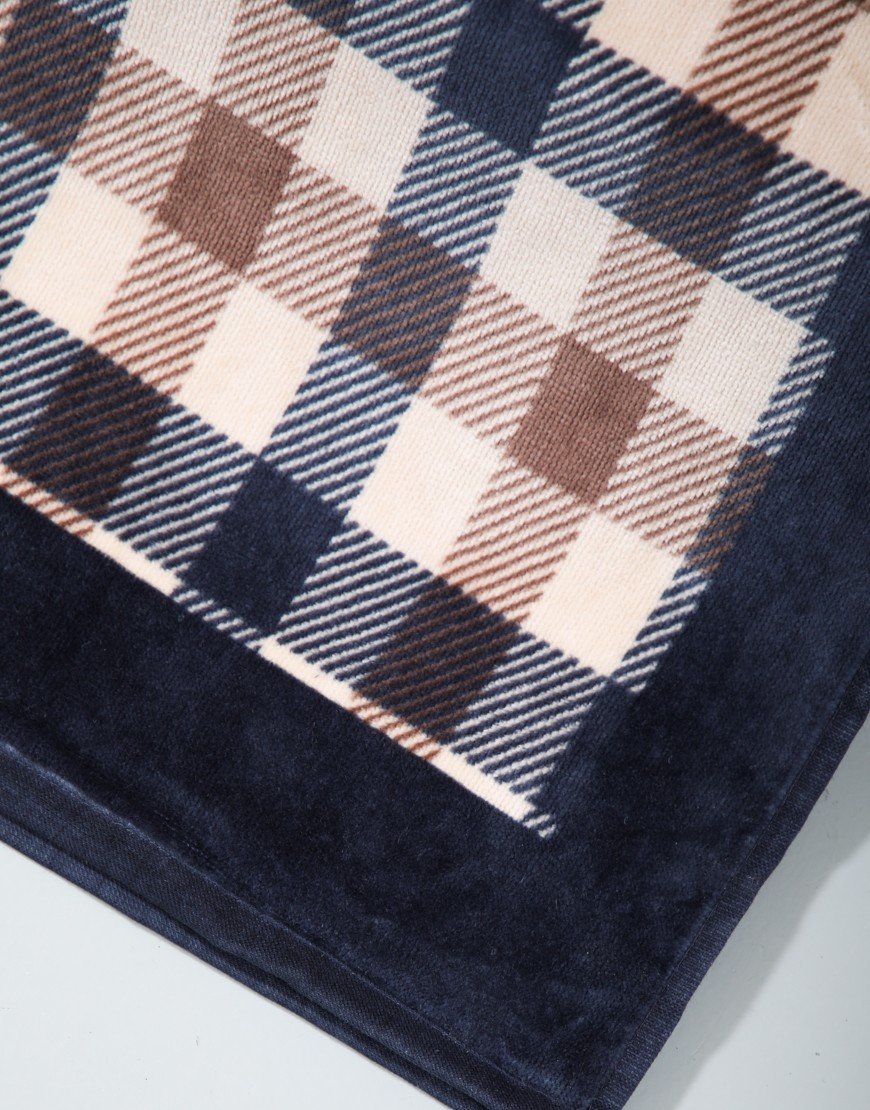 Aquascutum Iconic Beach Towel Club Check