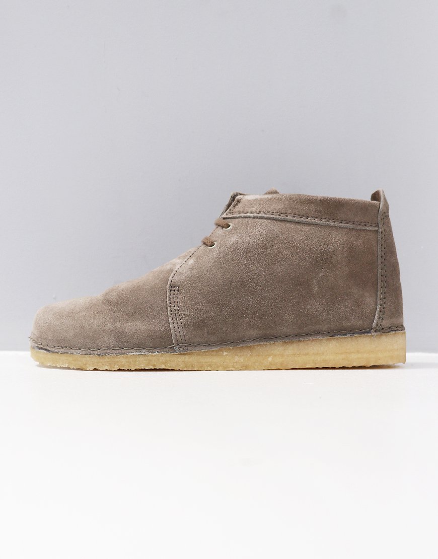 clarks ashton boot grey