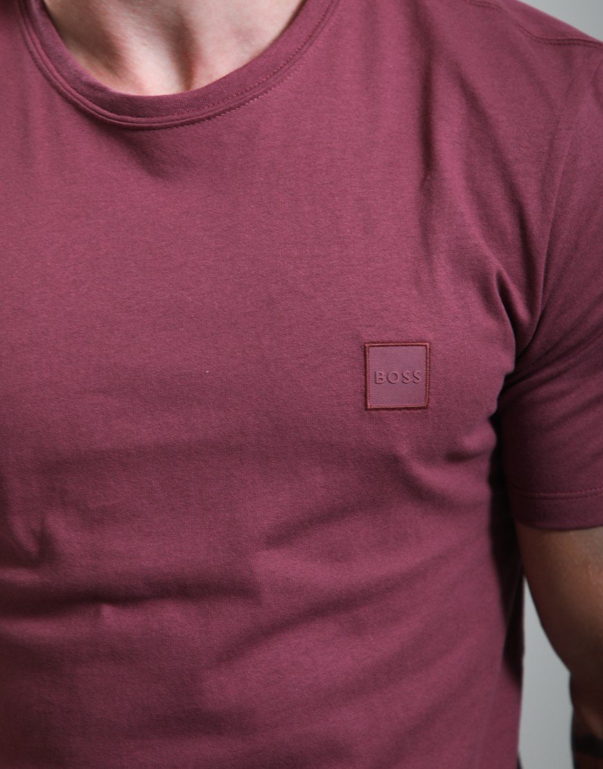 BOSS Tales T-Shirt Medium Red