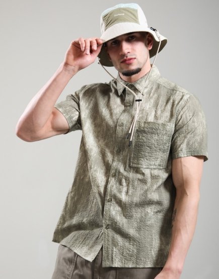 Barbour Ross Printed Short-Sleeved Relaxed Shirt Grey Olive