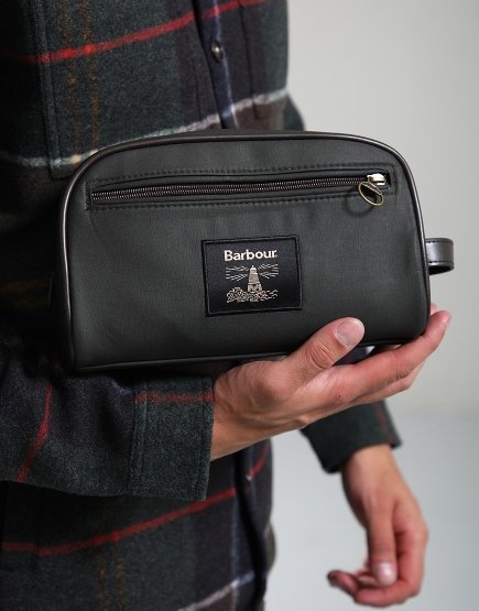 Barbour Wax Washbag Olive/beacon