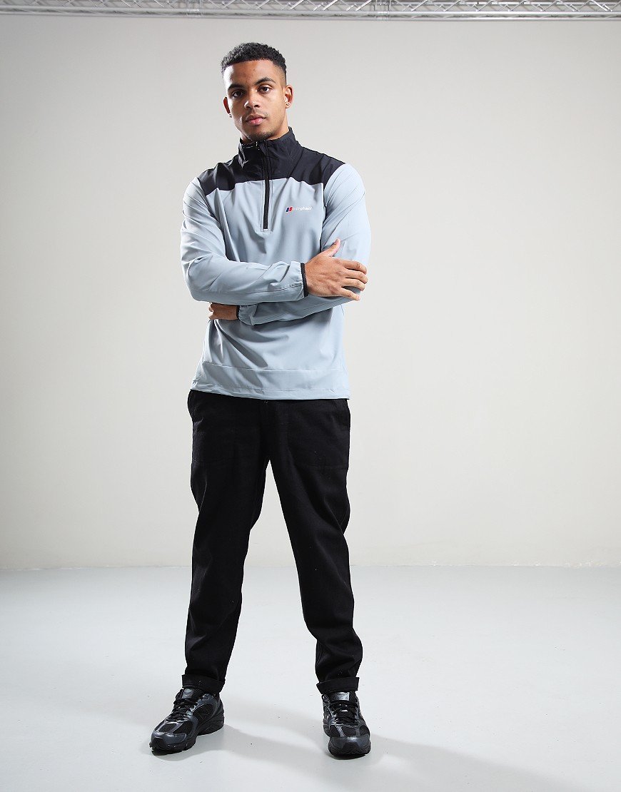 Berghaus Terrain Trek Half Zip Jet Black/Granite Berghaus Terrain Trek Half Zip Jet Black/Granite