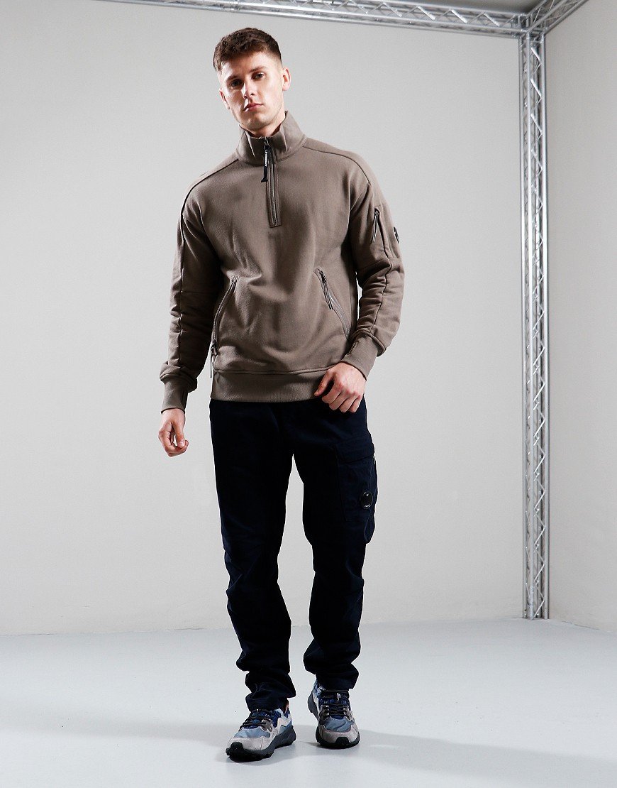 C.P. Company Lens Half Zip Sweat Walnut - Terraces Menswear
