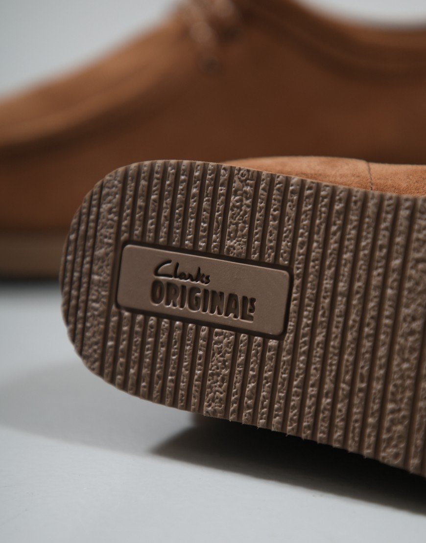 Clarks Originals Wallabee Lite Shoes Cola Suede