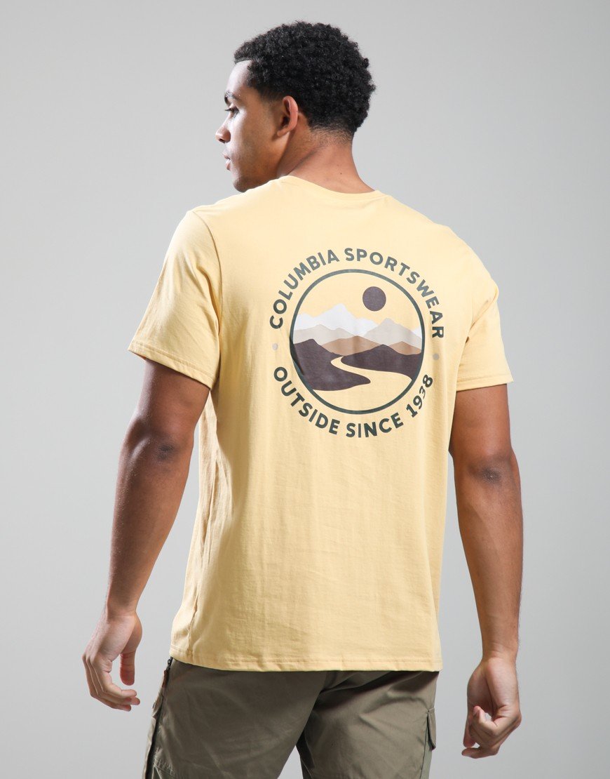 Columbia CSC Outdoor Back Graphic Tee Sand Dune/Scoped View
