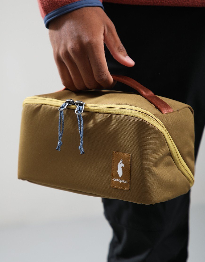 Cotopaxi Viaje Toiletry Kit Cada Dia Bronze