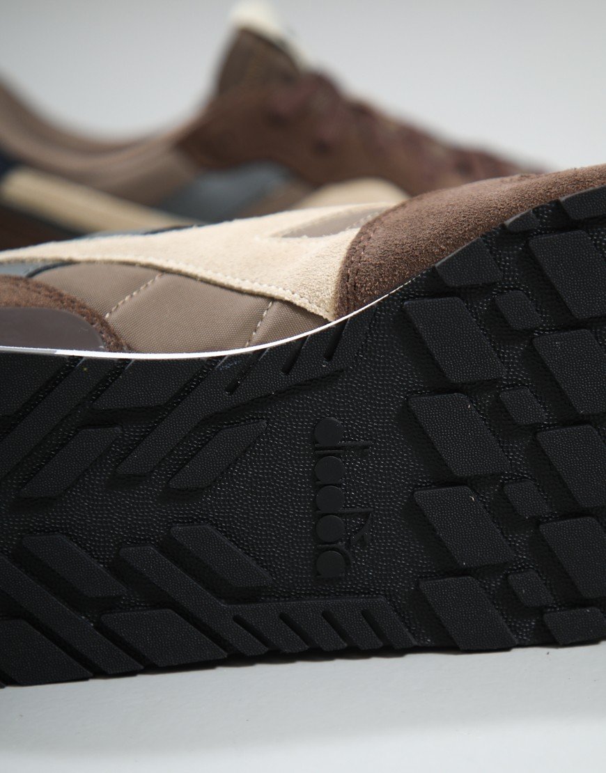 Diadora Camaro Triple M2 Trainers Shitake/Carafe
