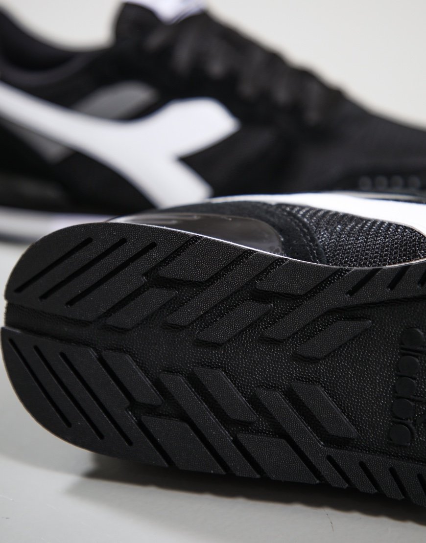 Diadora Camaro M2 Trainers Black