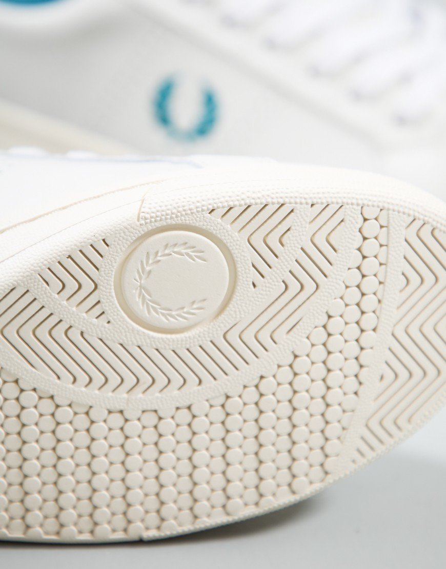 Fred Perry B721 Trainers Leather Porcelain
