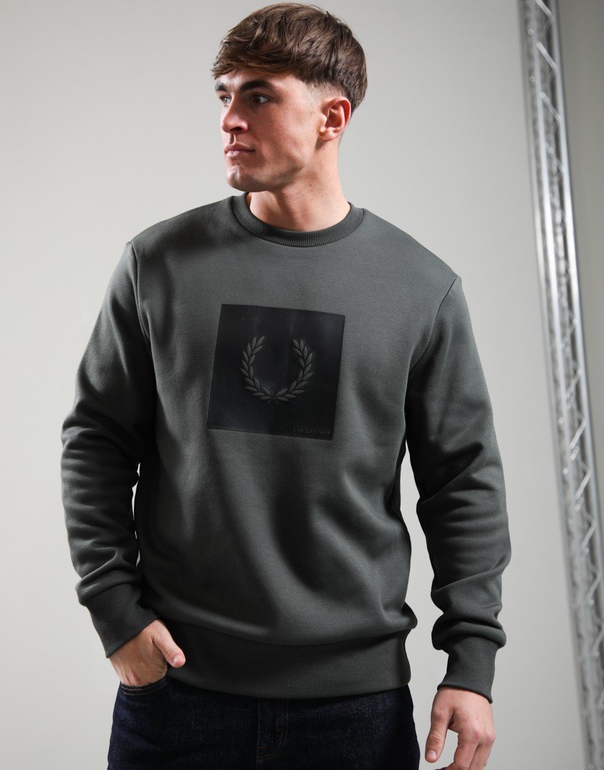 Fred Perry Box Graphic Sweat Field Green/Black