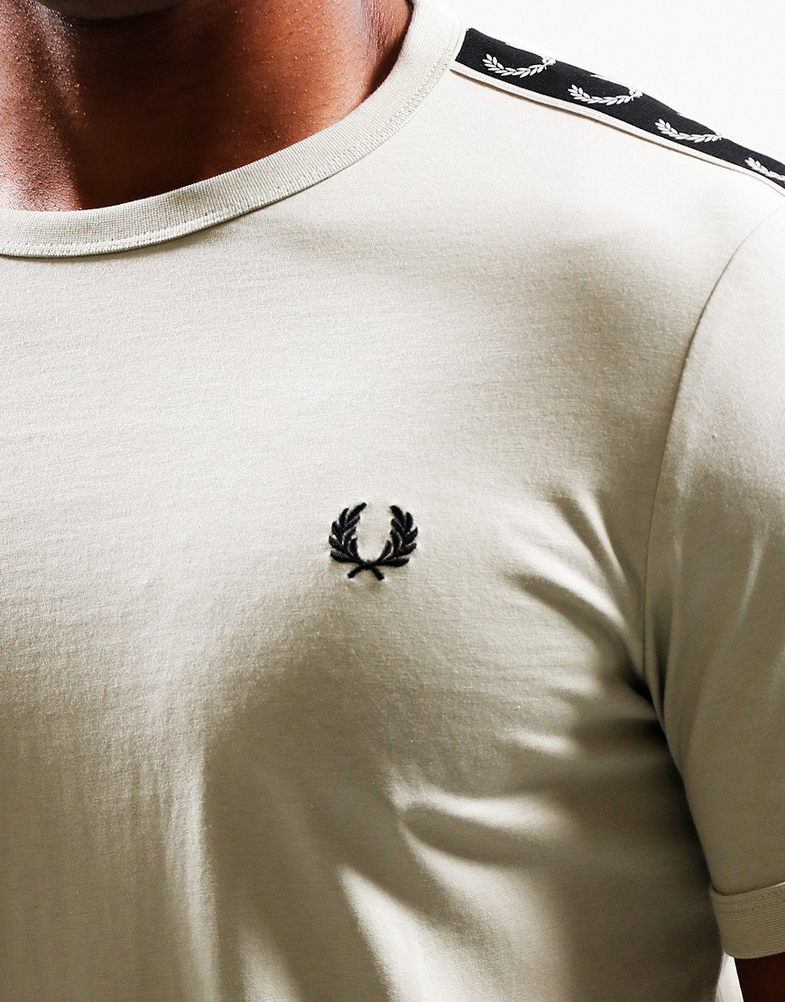 Fred Perry Contrast Tape T-Shirt Light Oyster/Black