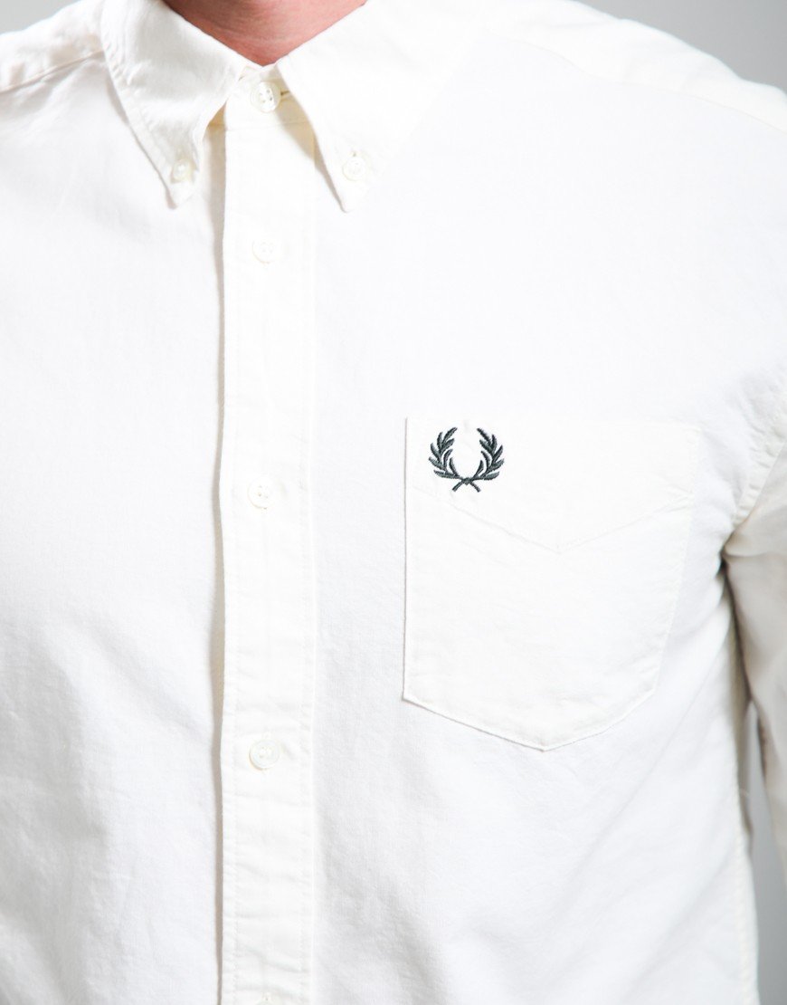 Fred Perry Oxford Long Sleeve Shirt Ecru/Grassroots
