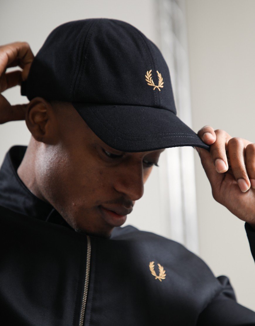 Fred Perry Pique Classic Cap Black/Dark Caramel