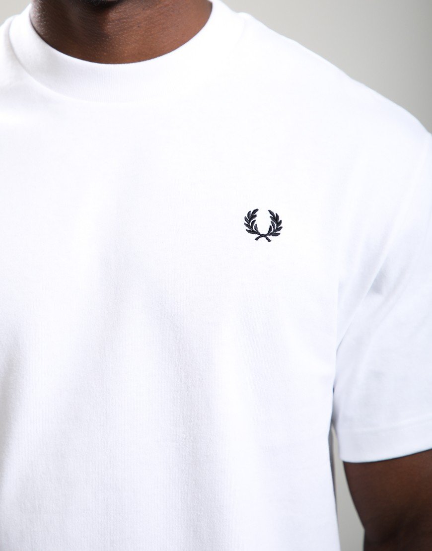 Fred Perry Relaxed T-Shirt White Fred Perry Relaxed T-Shirt White