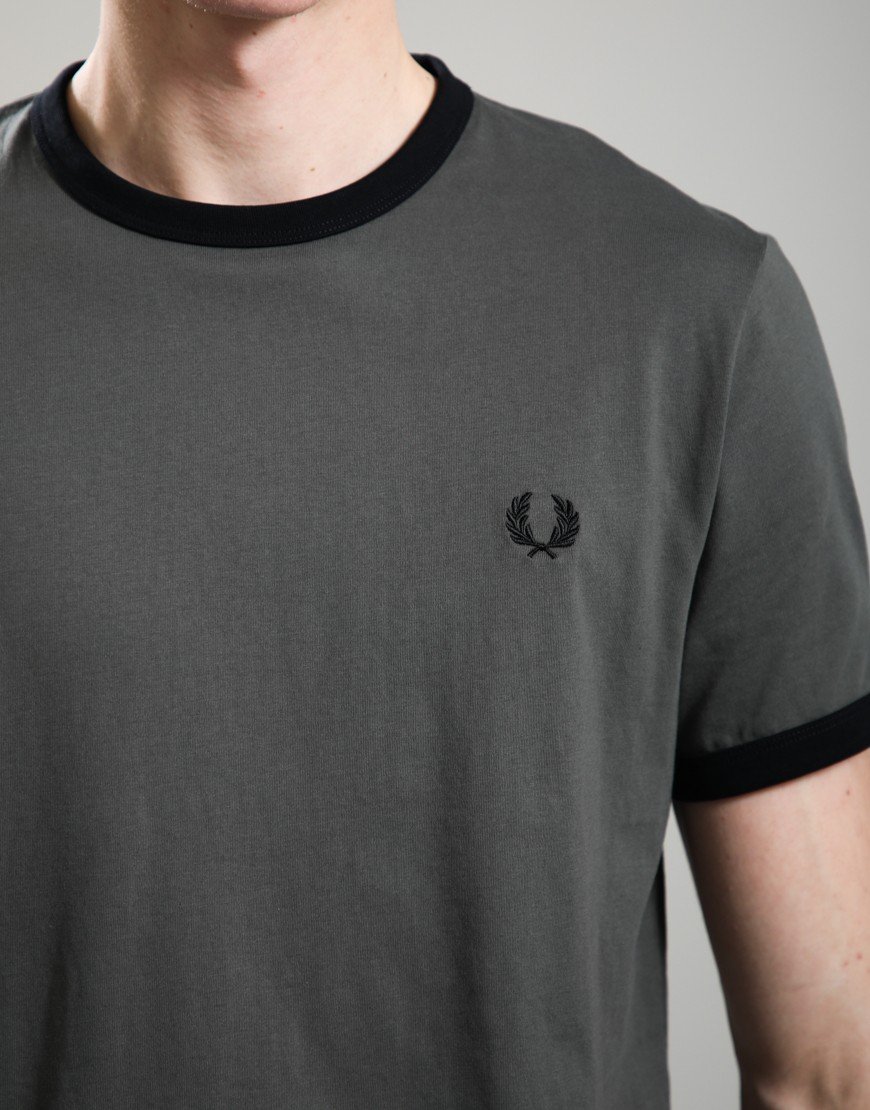 Fred Perry Ringer T-Shirt Field Green/Black