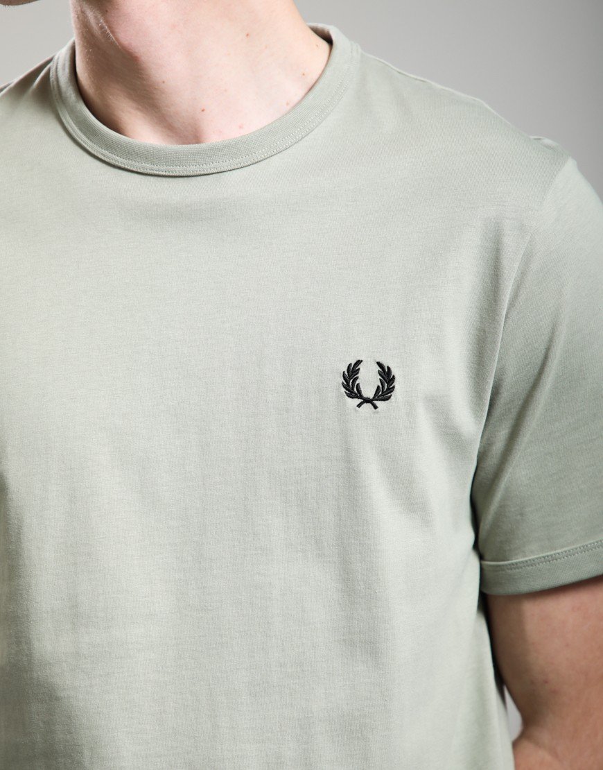 Fred Perry Ringer T-Shirt Seagrass