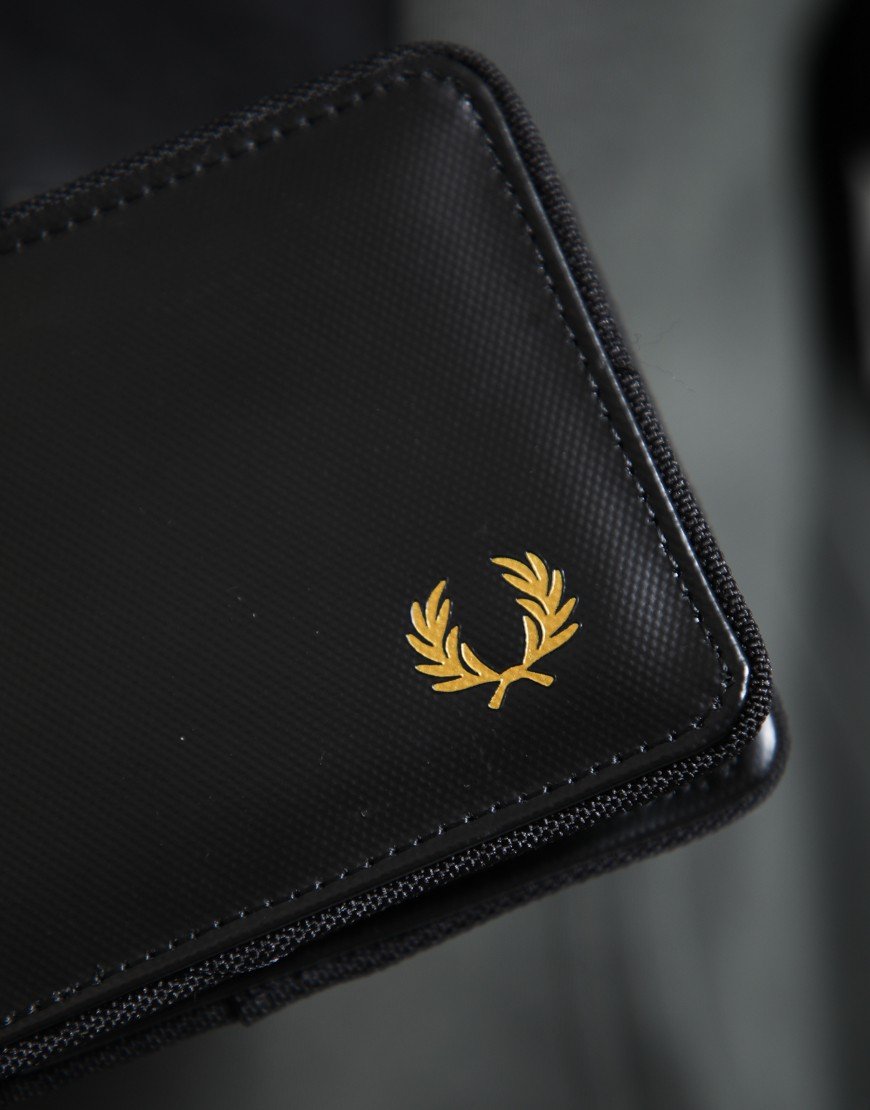 Fred Perry Tonal Coated Polyester Billfold Wallet Black/Gold