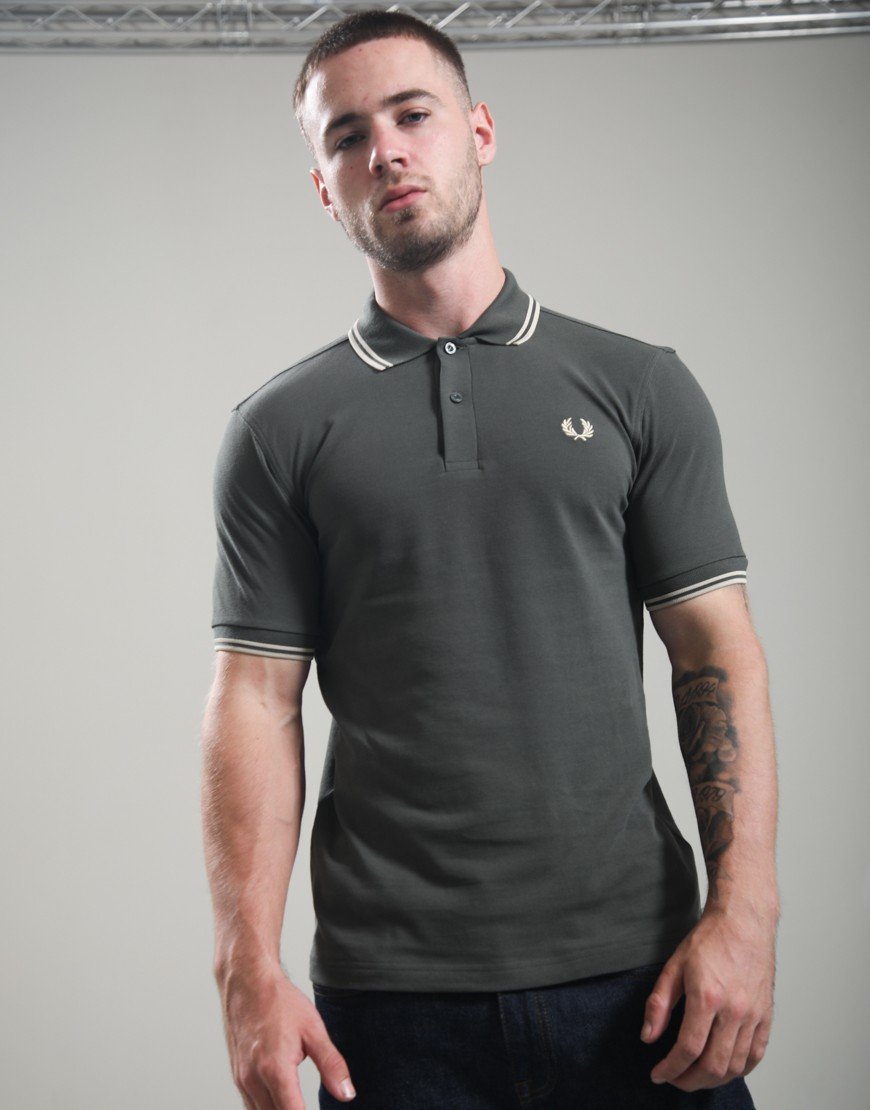 Fred Perry Twin Tipped Polo Shirt Field Green/Oatmeal