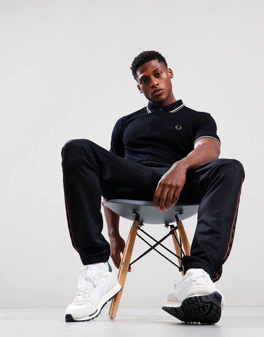Fred Perry Twin Tipped Polo Shirt Black/Ecru/Laurel Wreath Green