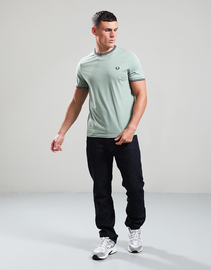 Fred Perry Twin Tipped T-Shirt Bayleaf/Airforce/Tennis Blue