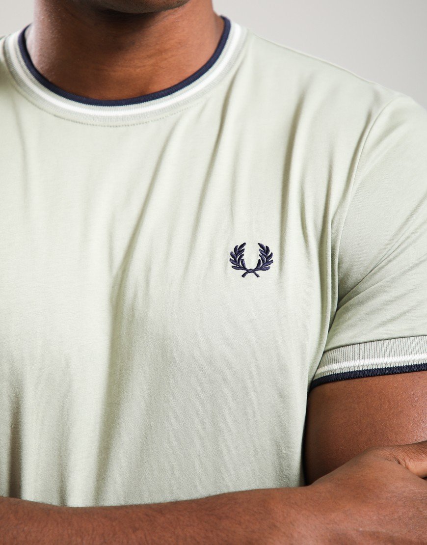 Fred Perry Twin Tipped T-Shirt Seagrass/Ecru/Dark Airforce