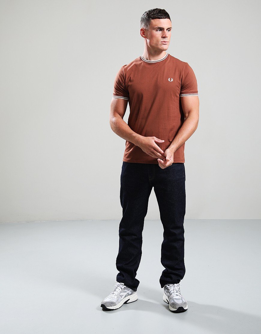 Fred Perry Twin Tipped T-Shirt Whisky Brown/Ecru