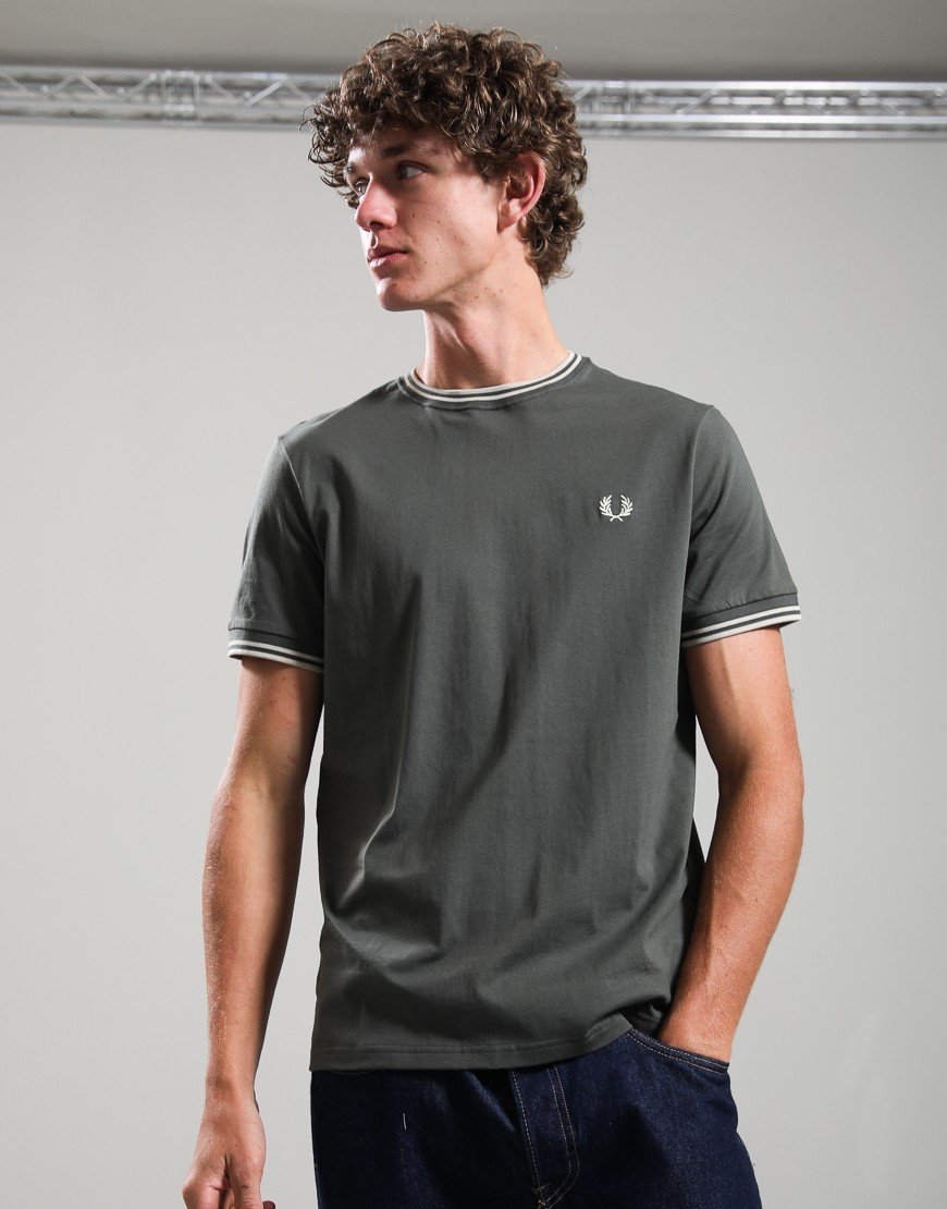 Fred Perry Twin Tipped T-Shirt Field Green/Oatmeal