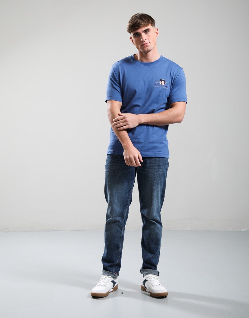 GANT Regular Archive Shield Embroidered T-Shirt Vintage Blue