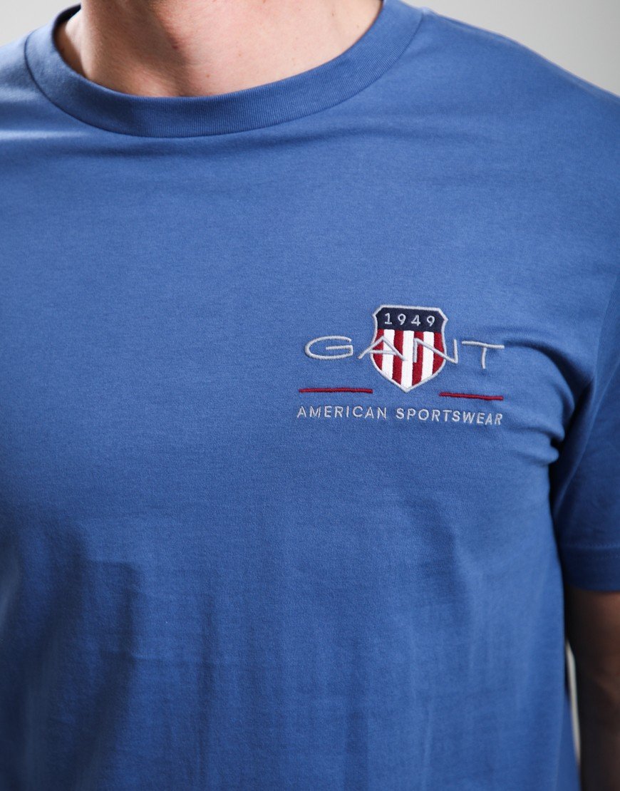 GANT Regular Archive Shield Embroidered T-Shirt Vintage Blue