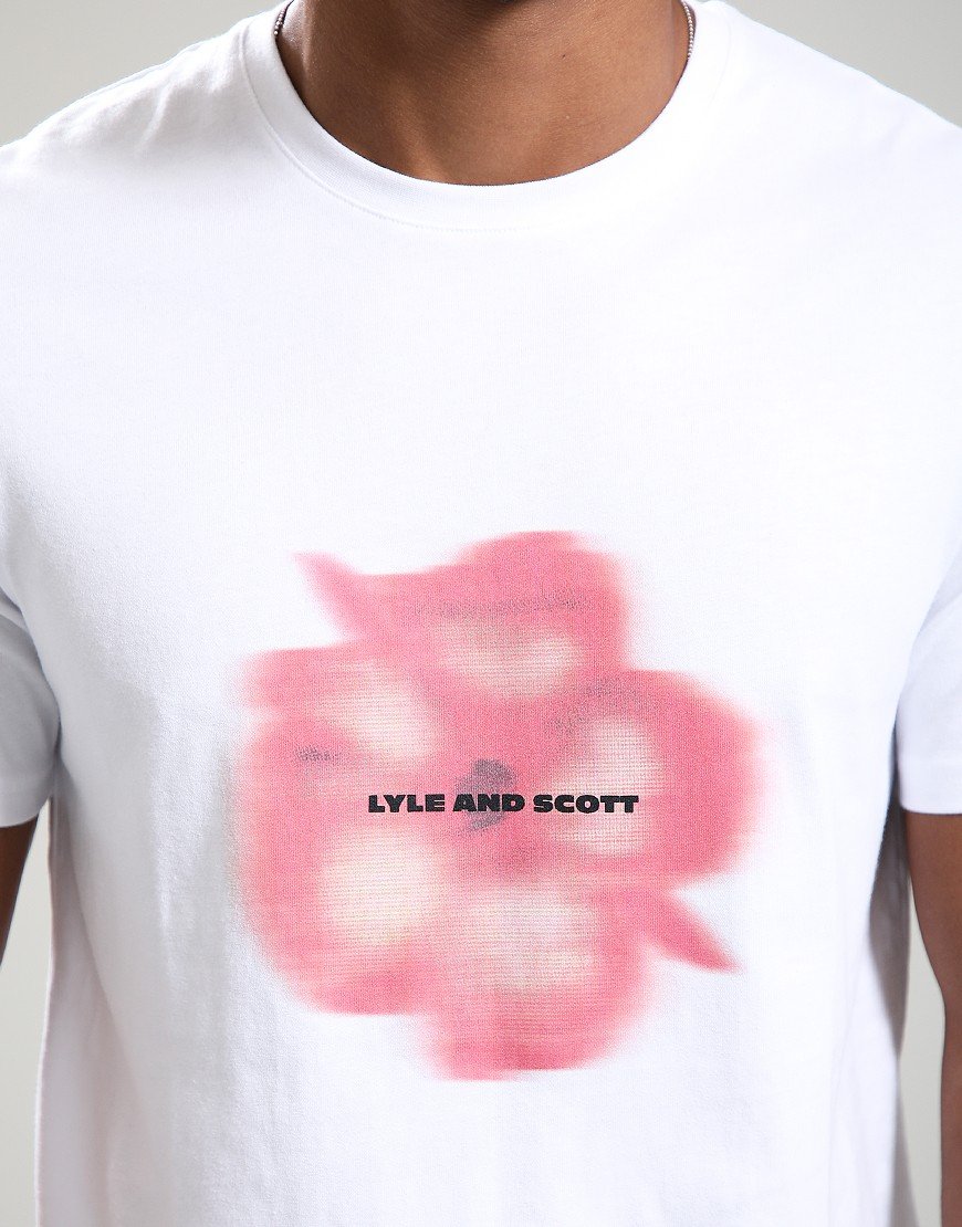 Lyle & Scott Motion Floral T-Shirt White