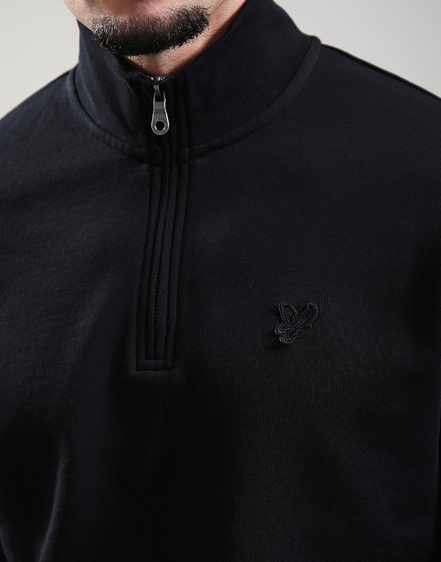 Lyle & Scott Tonal Eagle 1/4 Zip Sweat Jet Black