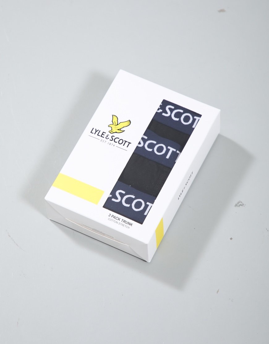 Lyle & Scott Willoughby Trunk Black