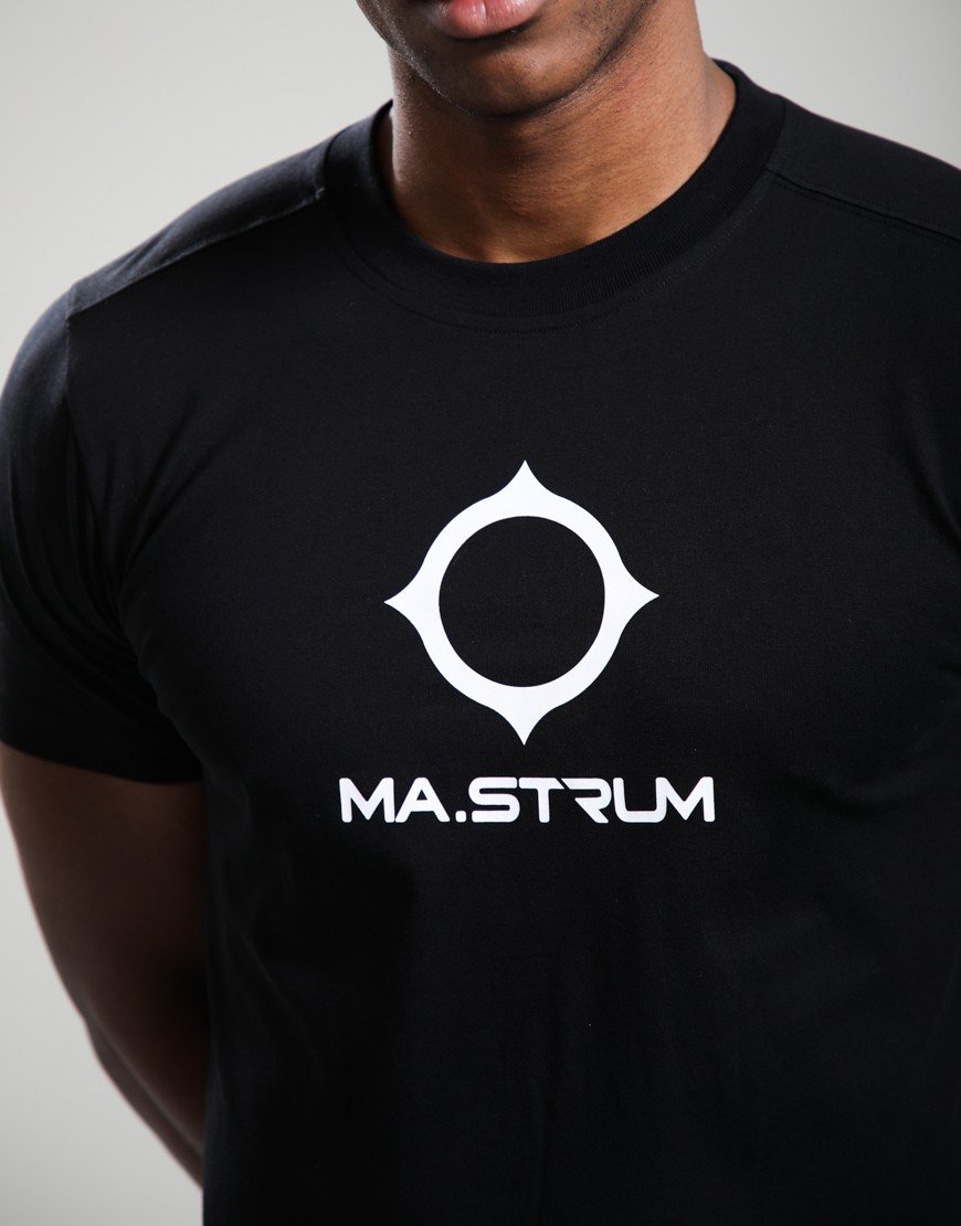 MA.Strum Beam Chest Logo T-Shirt Jet Black