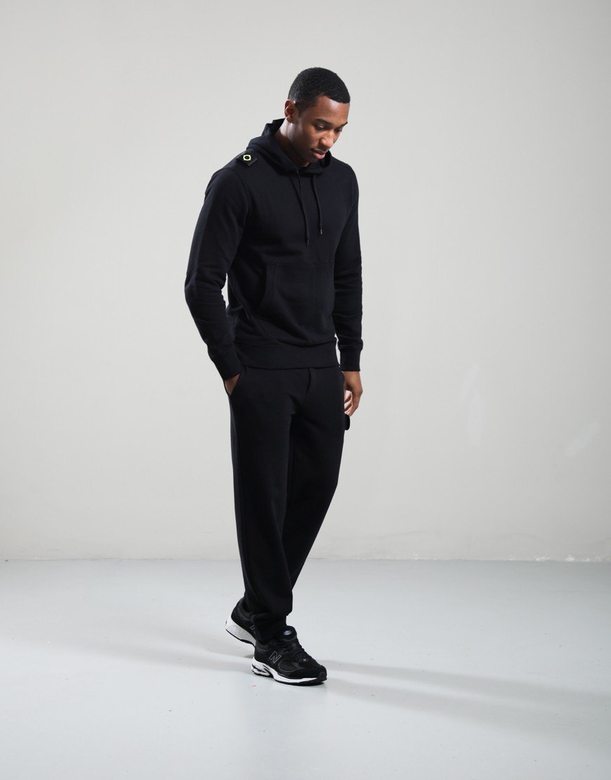 MA.Strum Overhead Hoodie Jet Black