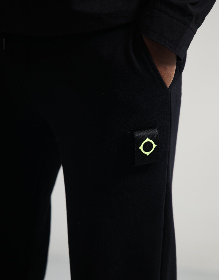 MA.Strum Track Pants Jet Black