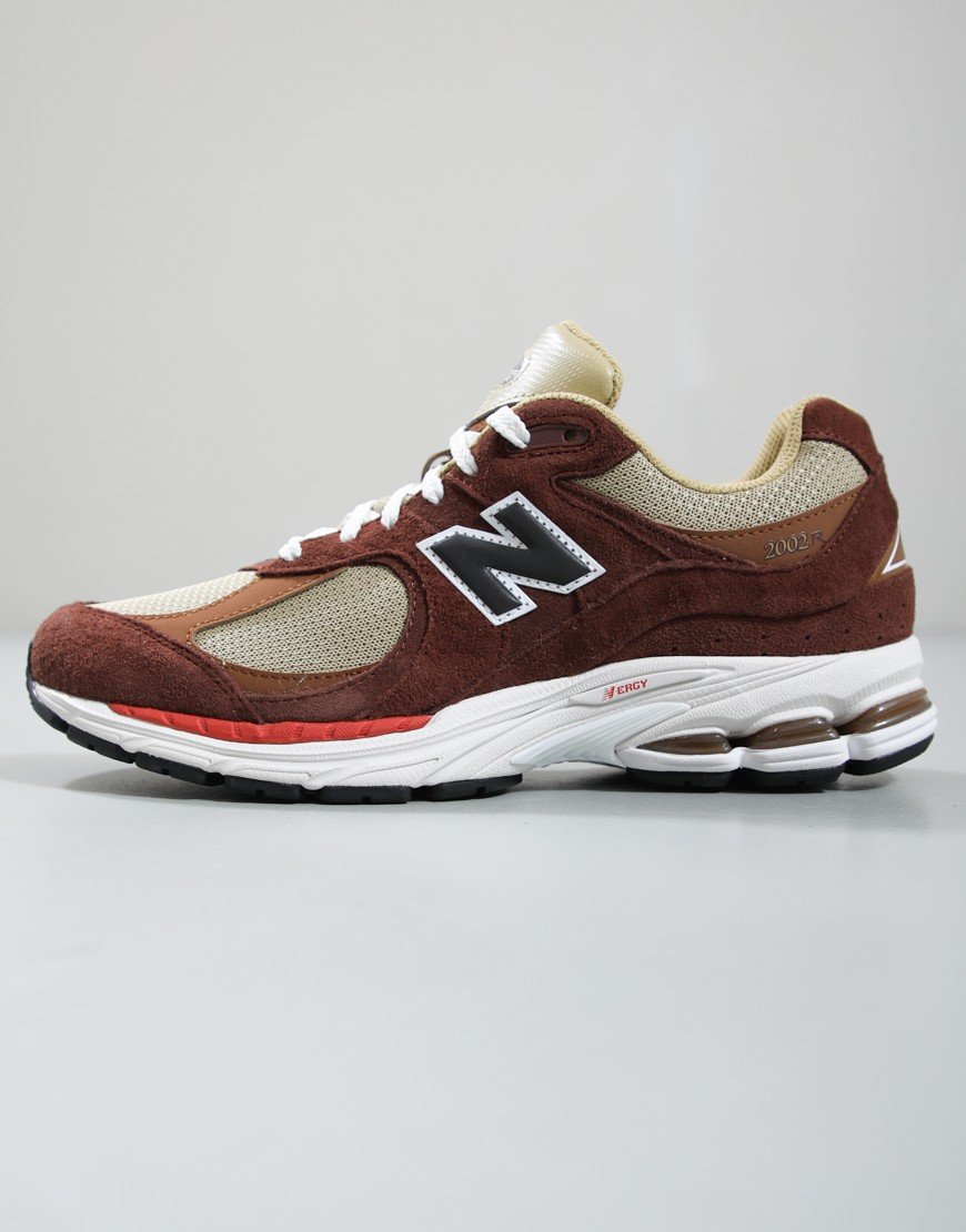 New Balance 2002R Trainers Rich Oak/Breakfast Tea
