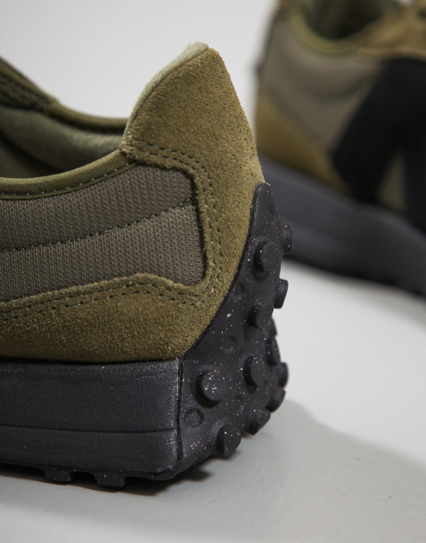 New Balance 327 Trainers Wakame/Black