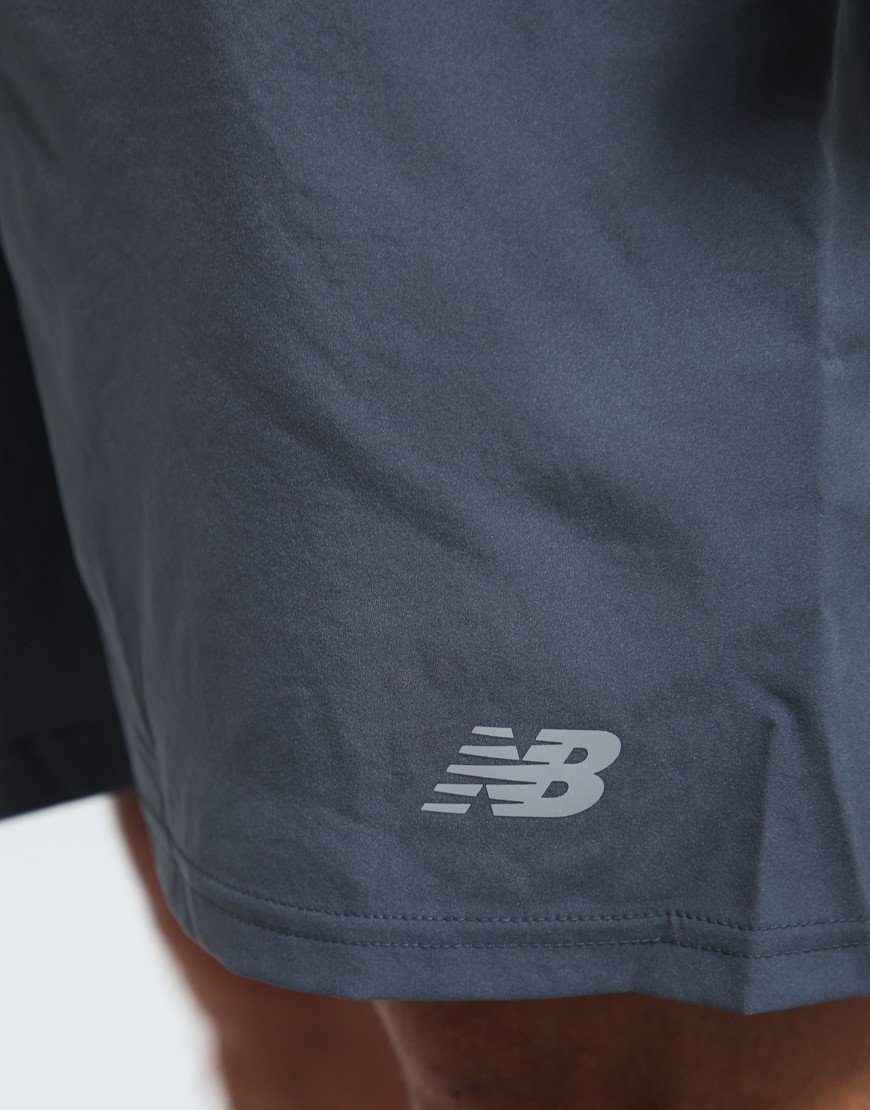 New Balance Sport Essential 7" Short Graphite