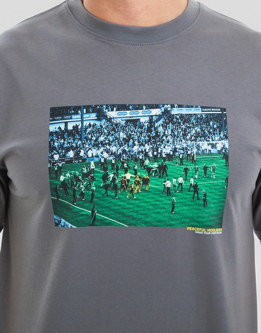 Peaceful Hooligan Pitch Invasion T-Shirt Gunmetal
