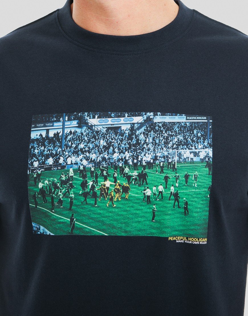 Peaceful Hooligan Pitch Invasion T-Shirt Navy