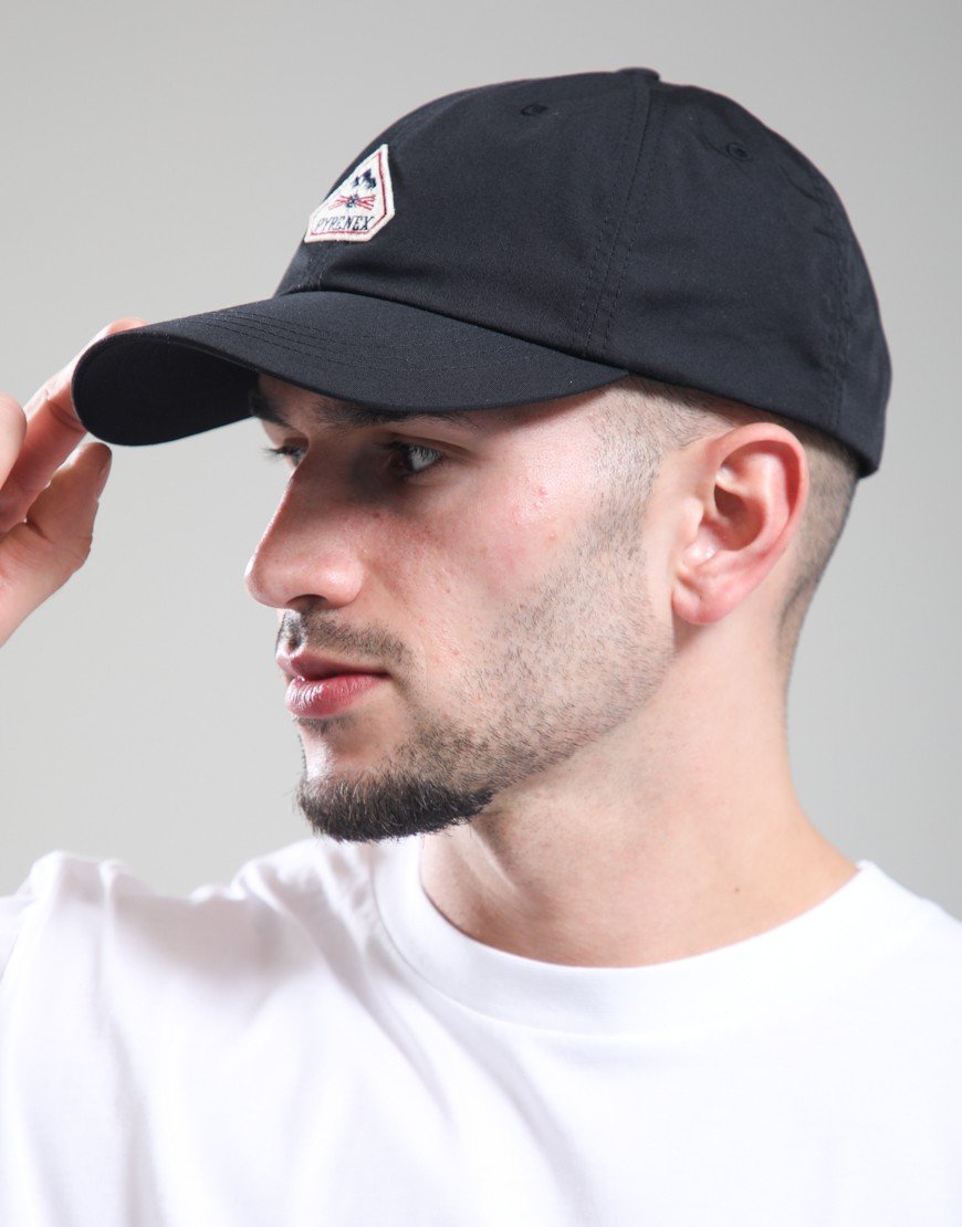 Pyrenex Isard Cap Black