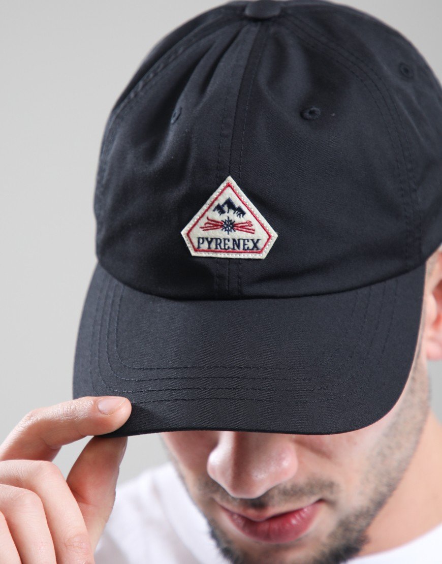 Pyrenex Isard Cap Black