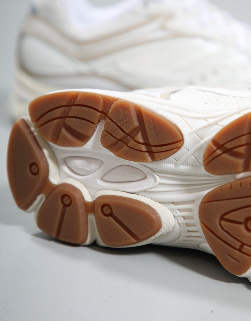 Saucony Progrid Omni 9 Trainers Beige/Silver