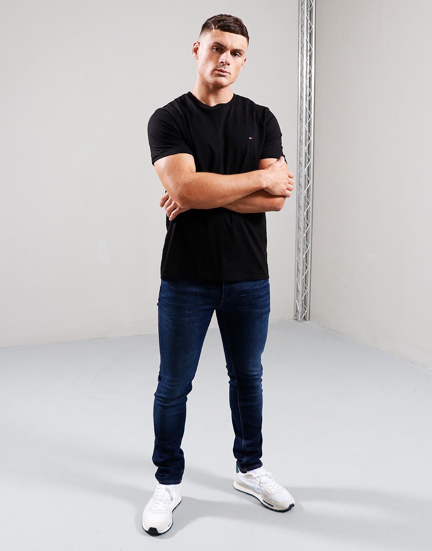 Tommy Hilfiger Essential Regular Fit Solid T-Shirt Black