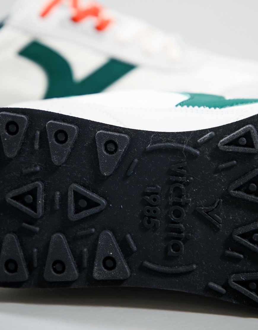 Victoria Root Vintage Nylon Trainers Blanco