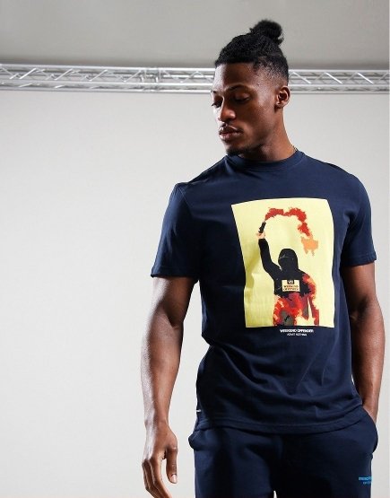 Weekend Offender Flare T-shirt Navy