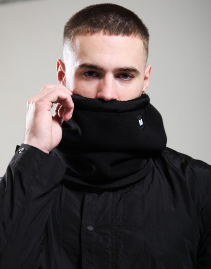 Weekend Offender Lufra Snood Black