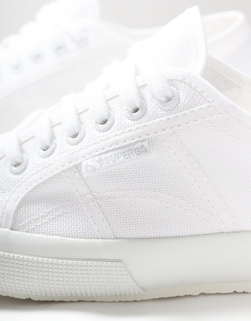 2750 cotu classic total white